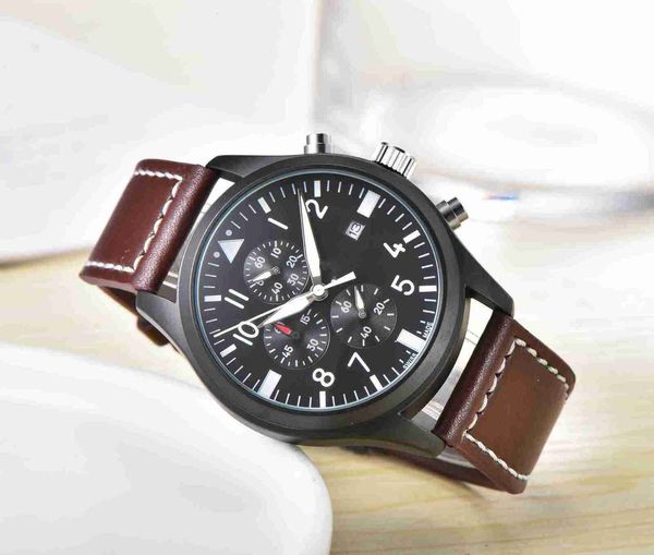 

designer luxury jogging three luxury watch fire designer wanpai belt mechanical eye six needle watch second timekeeping man 66, Slivery;golden