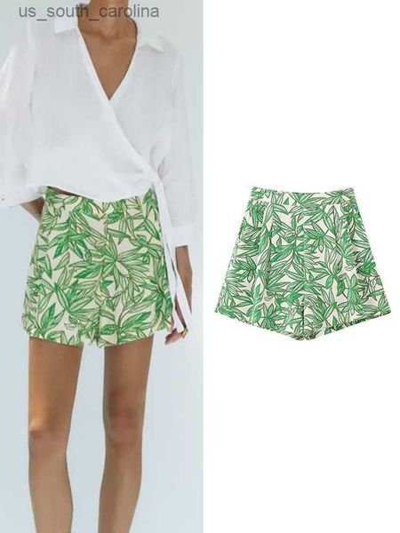 

traf fashion print shorts for women 2023 summer new female leisure vacation style pleated decoration high waist mini shorts l230522, White;black