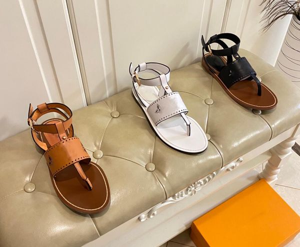 

luxury designer horizon flat 1a9rjk sandals slides white perforated calf leather wide front strap engraved buckle slippers with box, Black