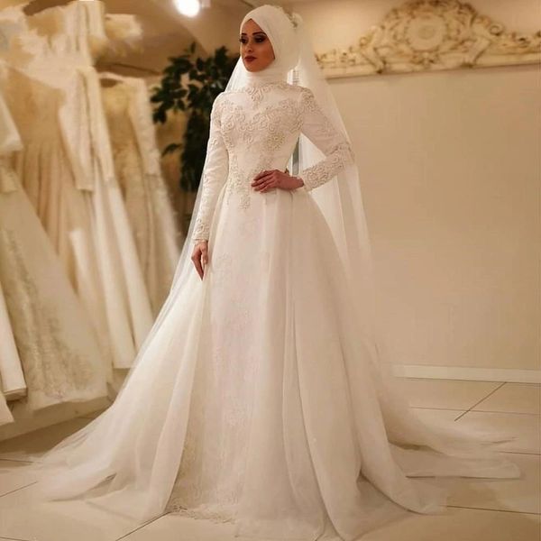 

elegant hijab muslim lace a line wedding dresses high neck long sleeves arabic dubai bridal gowns pearls beaded ivory tulle islamic bride we, White