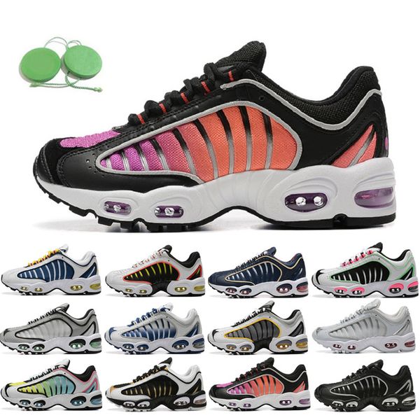 

2023 tw tailwind 4 mens womens running shoes fashion trainers bred grey mesh black red white sports shoes sneakers laser blue terrascape jog
