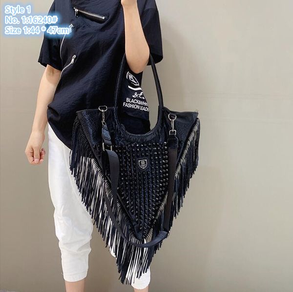 

factory wholesale ladies shoulder bag 2 styles european and american trend tassel punk backpack street personality rivet handbag large leath