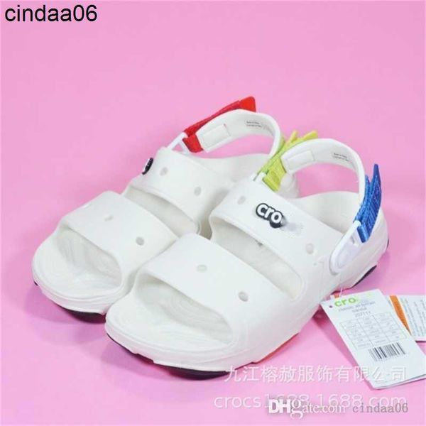 

2023 men's sandals summer new wave shoes lightweight wading beach hole shoes, Black
