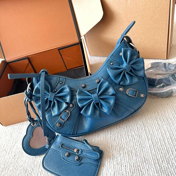 

bow motorcycle bags rivet cool girl bag women hobo bag handbags lady le cagole shoulder bag luxury designer bags heart shaped mirror oil wax