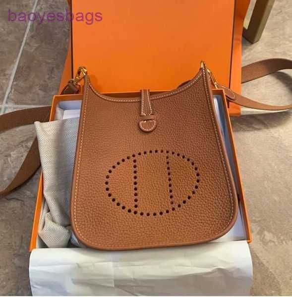 

designer bag 2023 hollow head leather grain evelyn bucket bags layer cow tote lychee h women's one shoulder cross body 17cm en90 1 with