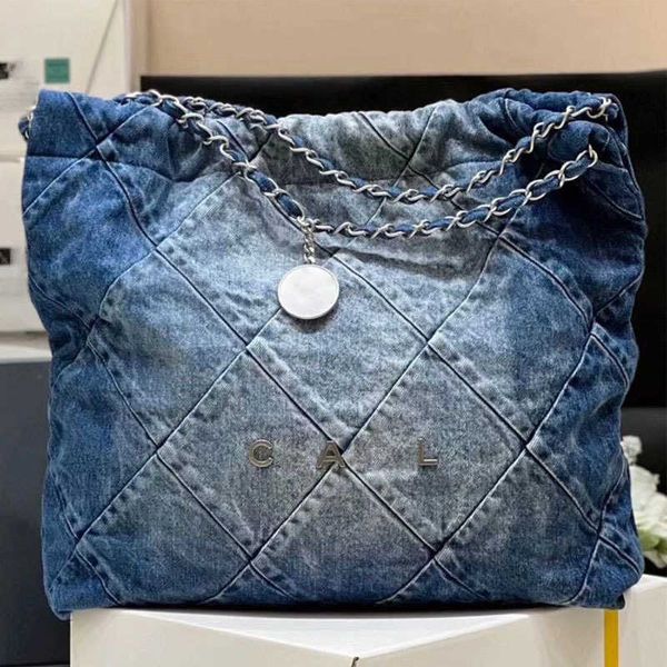 

22bag new small fragrant bin bag old denim lingge chain large capacity portable shoulder bag