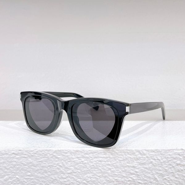 

sunglasses for men women designers 622 heart shaped lens style anti-ultraviolet plate full frame glasses random box, White;black