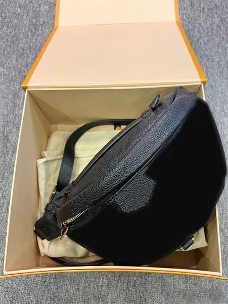 

belt bag old flower embossing fanny pack famous solid color soft leather borse small simple designer bag for women mens daily xb042