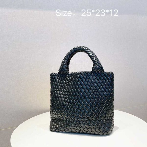 

women's 2022 new korean netizen high capacity woven baozi mother bag fashion handheld shoulder bag 230613