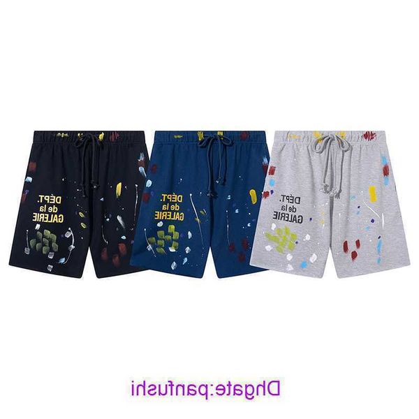 

factory outlet wholesale shorts online store many stars have the same style of g allery d ept graffiti painted capris straight shorts for me, Black
