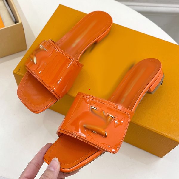 

2023 fashion luxury slippers slide brand designers women ladies platform sandals materials fashionable lovely sunny beach woman shoes slippe, Black