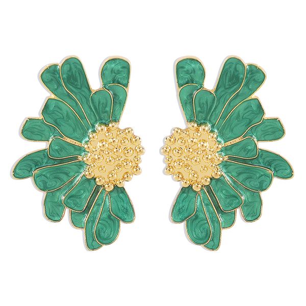 

charm vintage alloy flower earrings with feminine pattern flower earrings, Golden