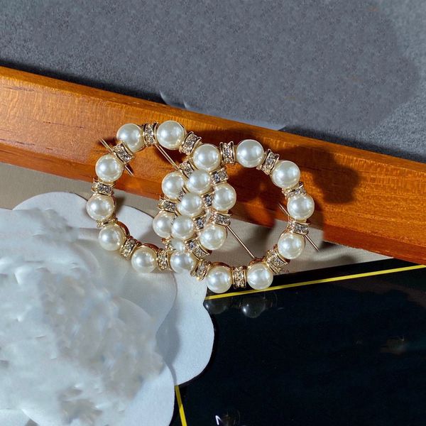 

2023 latest pins designer brooches ccity luxury pin women jewelry gold high-quality woman men brooche 07, Gray