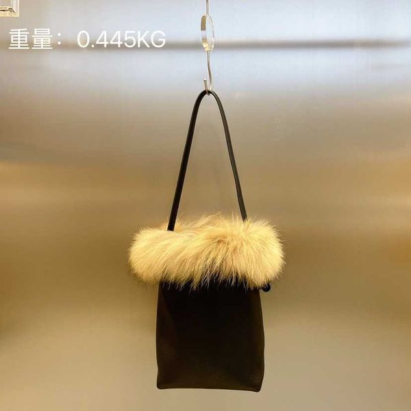 

bag (female) autumn winter 2022 new korean net red contrast color hairy bucket bag portable single shoulder armpit bag 230613