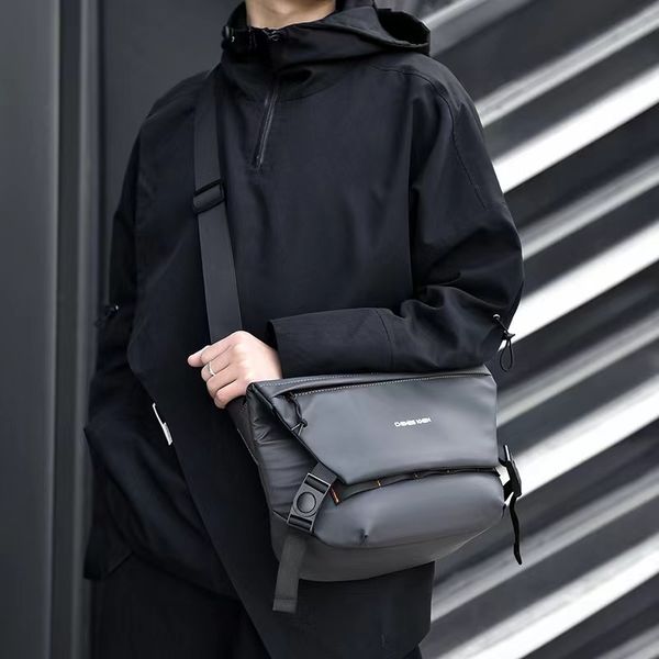 

new men's shoulder bag messenger bag men's sports crossbody bag large capacity leisure chest bag manufacturers direct sales
