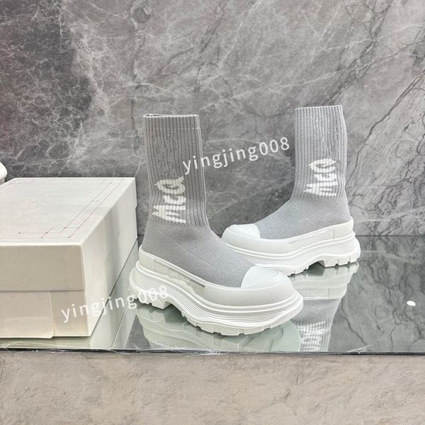 

new mens women classics designer tennis shoes canvas canvas shoes green and red web stripe rubber sole stretch cotton low platform sneaker, Black