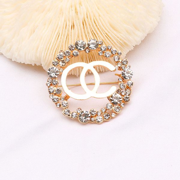 

luxury women men designer brand letter brooches 18k gold plated elegant fashion jewelry brooch charm pin marry christmas party gift accessor, Gray