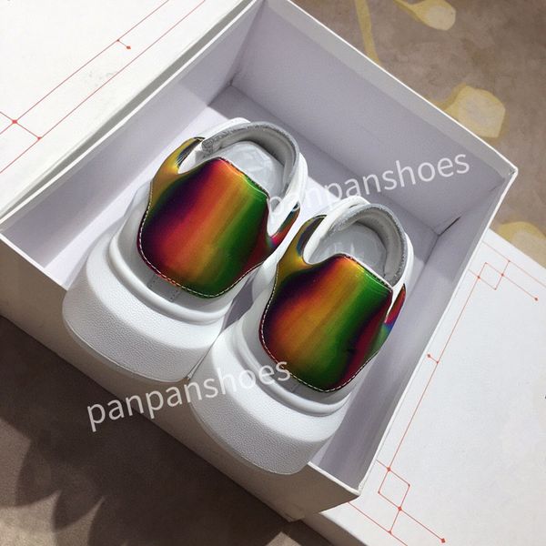 

new womans mans brand designer shoes sneaker platform classic leather sports skateboarding shoes sneakers running walking black white2023