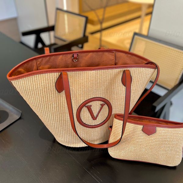 

designers bag makeup bag cosmetic bag small designer bag wallet single shoulder bags luxury bags fashionable style womens boutique bags hand