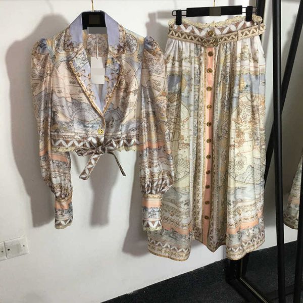 

23ss skirt set women designer clothes world map print short open umbilical bubble long sleeve shirt belt waist middle length half skirt set, White