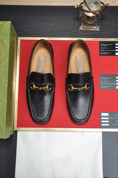 

2023 mens designer dress shoes gold buckle black leather luxury fashion gentle men casual toe prom evening shoe with box