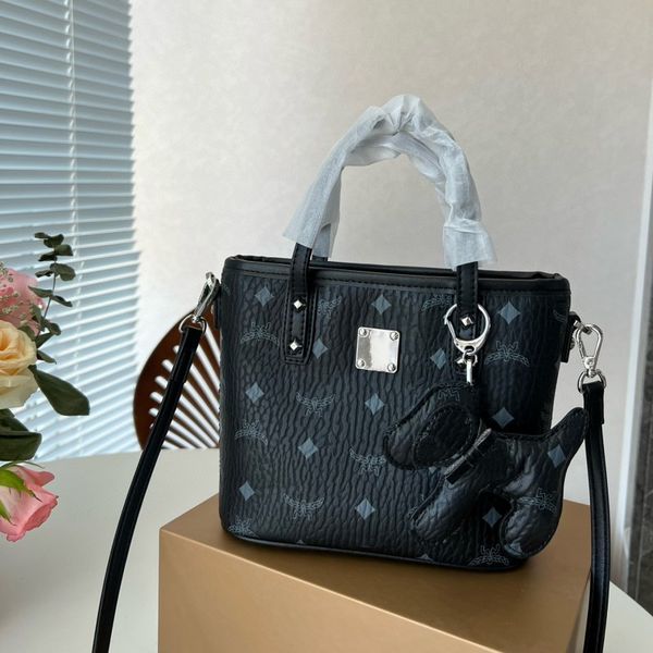 

women's handbag designer bag fashion shoulder bag leather letter crossbody bag large capacity tote bag classic premium commuter bag wal