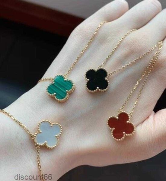 

fashion designer pendant necklaces for women elegant 4/four leaf clover locket necklace highly quality choker chains jewelry 18k plated gold, Silver