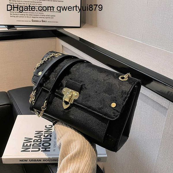 

day packs brand 2023 day packs women's bag new embossed messenger bag fashion classic chain shoulder bag vintage texture grils crossbod