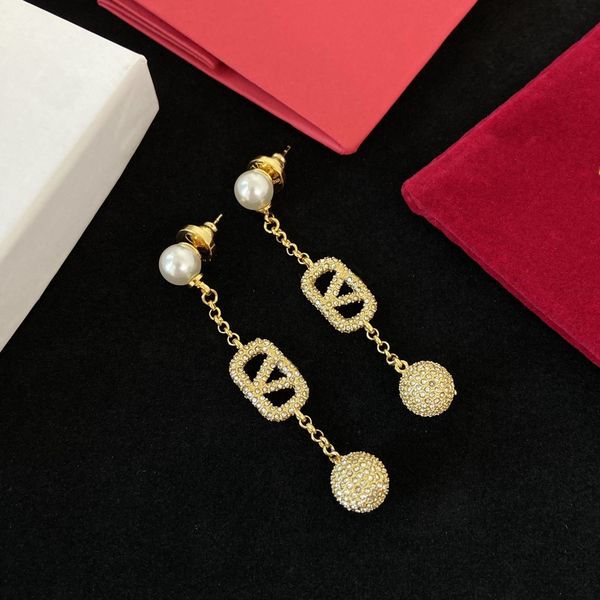 

classic new women's earrings jewelry designer earrings fashion atmosphere simple jewelry wedding party valentine's day jewelry gif, Golden;silver