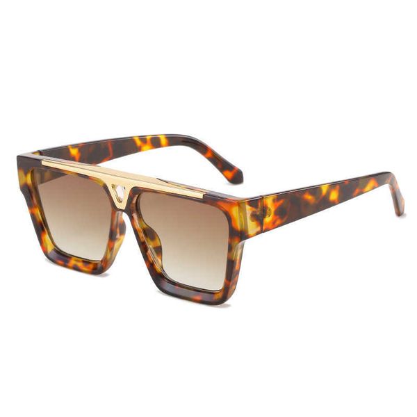 

2021 new v-shaped net red same ing square glasses fashion sunglasses, White;black