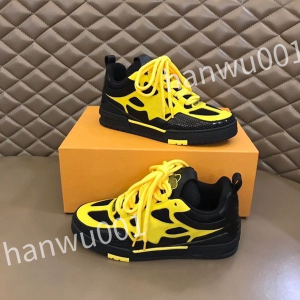 

2023 new luxury loafer shoes for women's crystal women's trainer sneakerdesigner striped fashion retro leather men's sneakers, Black