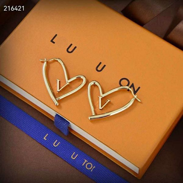 

new brand replica earrings designer love large size ear pendant 18k gold plated earrings 2023 luxury gift summer gift earrings, Golden;silver
