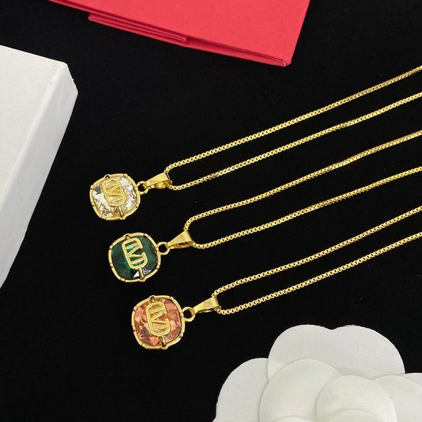 

jewelry designers pendant necklaces fashion gold necklace letters pearl copper chain designer necklace womens earring gift wedding 2306147pe, Silver