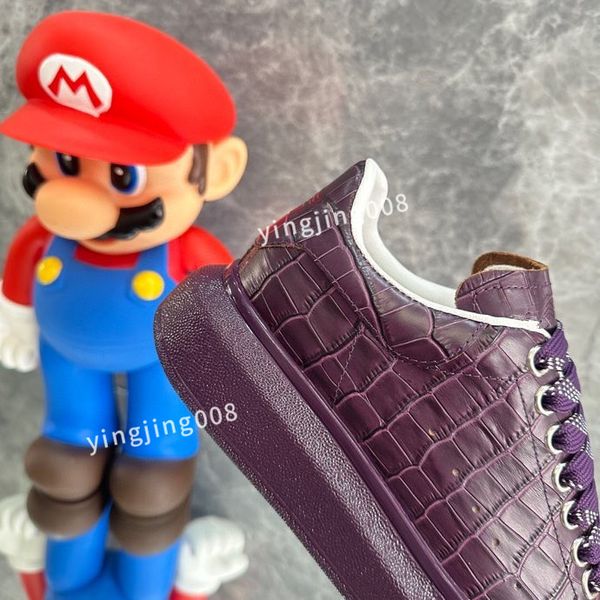 

womans mans classics designer tennis shoes canvas canvas shoes green and red web stripe rubber sole stretch cotton low platform sneaker2023, Black