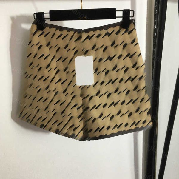

23ss womens designer clothing womens shorts high-waisted shorts covered in v-patterned leather bags women clothes a1, White;black