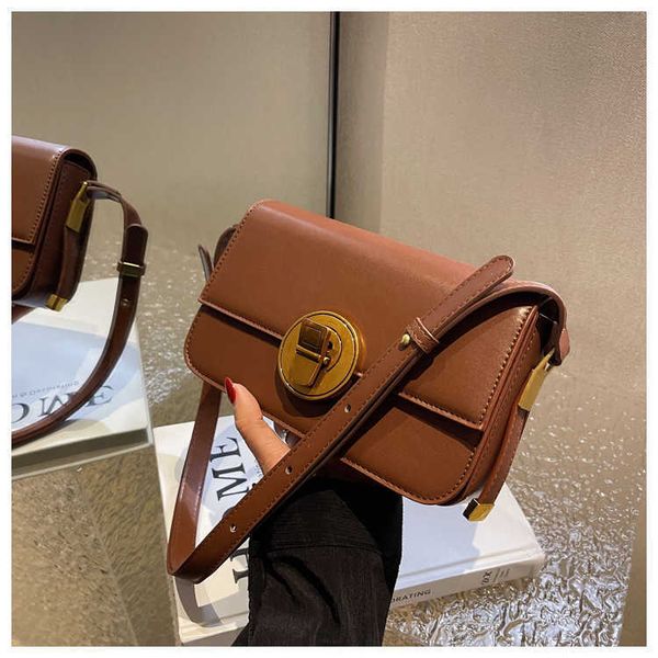 

2023 new peco0 one shoulder bean curd bag drink can cross body female underarm bag