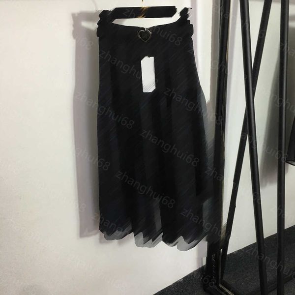 

23ss designer skirts mini skirt womens designer clothing logo printed bright silk blend high-waisted half skirt women clothes, Black