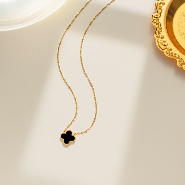

18k gold plated classic luxury designer necklace four leaf clover pendant designer jewelry for men women chain wedding party gift high quali, Silver