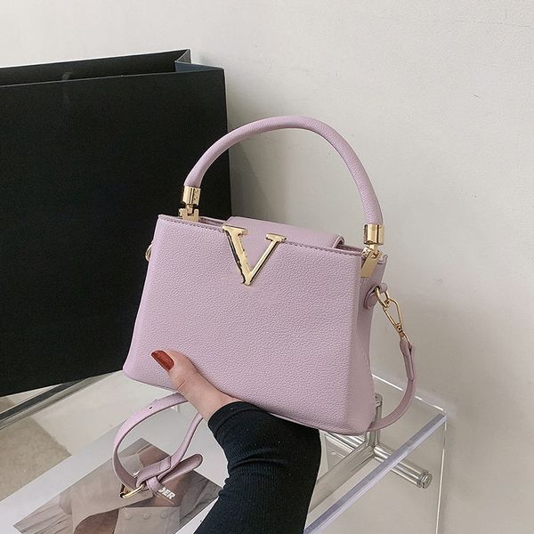 

new women's messenger bags chain shoulder strap handbag can shoulder backward cross female