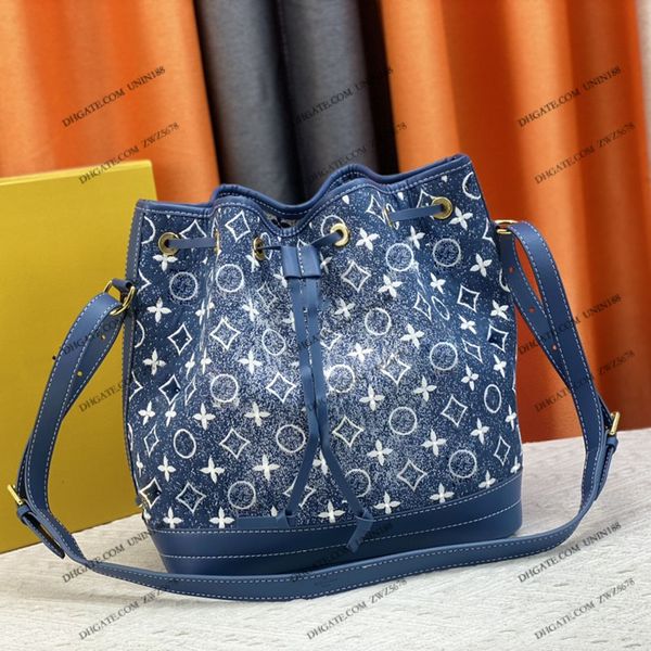 

23ss womens luxurys designers totes bag handbags denim blue bucket flowers shouder crossbody women handbag pouch purse 28 cm