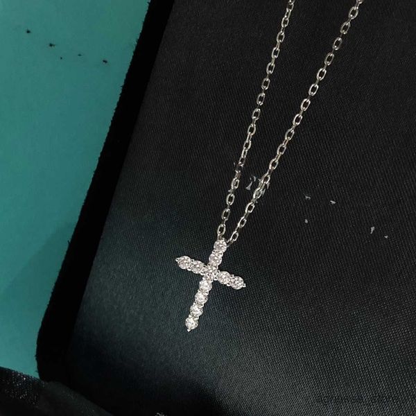

pendant necklaces luxury pendant necklace simple designer s925 sterling silver charm choker for women jewelry with party gift r230615