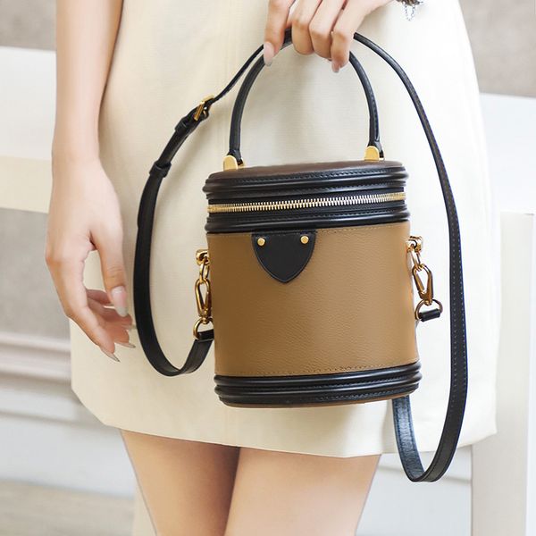 

designer cosmetic bag 15cm l43986 original quality luxury handbag276y