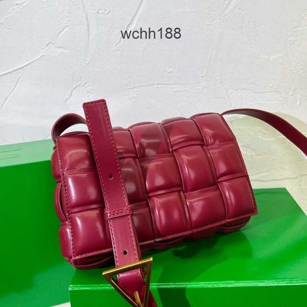 

woven tofu cassettes designer versatile bottegas evening venetass bags mini leather 2023 one shoulder bag crossbody cassette pillow women x6