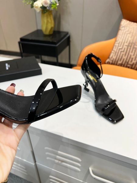 

2023 stiletto heels sandals luxurys designers fashion heel women shoes dress shoe summer ladies slipers 35-43, Black