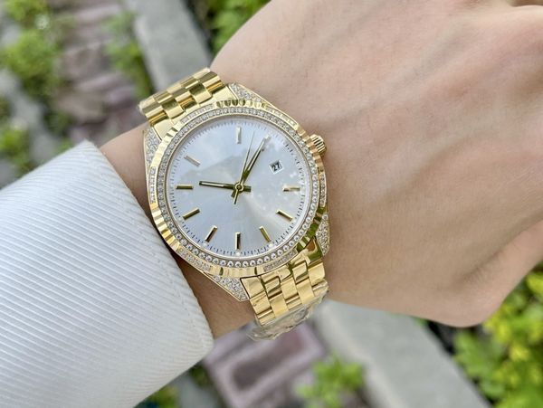 

new launch, men's watch, with automatic imported movement, tungsten steel bezel, case 316 steel, sapphire glass mirror, aaa high-end qu, Slivery;brown