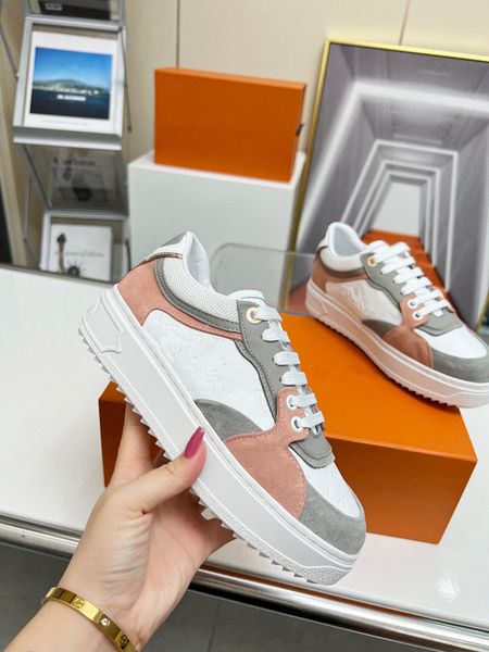 

2023 men women shoe strawberry wave mouth tiger web print vintage trainer man woman variety of styles 0614, Black