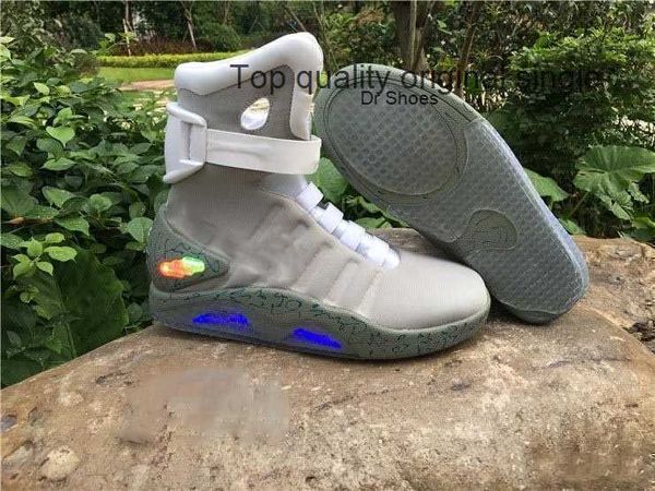 

2023 designer air mag back to the future fashion brand sneakers mens women luxury running shoes led lighting outdoor trainers with box, Black