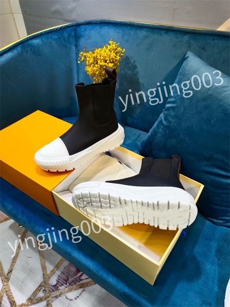 

2023 new designer classics sneakers men women canvas lace up flat bottomed fashionable comfortable casual shoes, Black