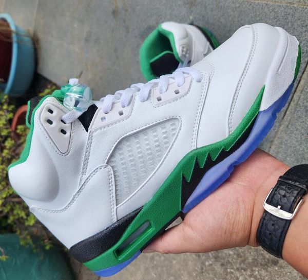 

olive 5 wmns lucky green men 5s white/lucky green-black-ice blue 4 outdoor sneakers shoes army olive/solar orange 4s red