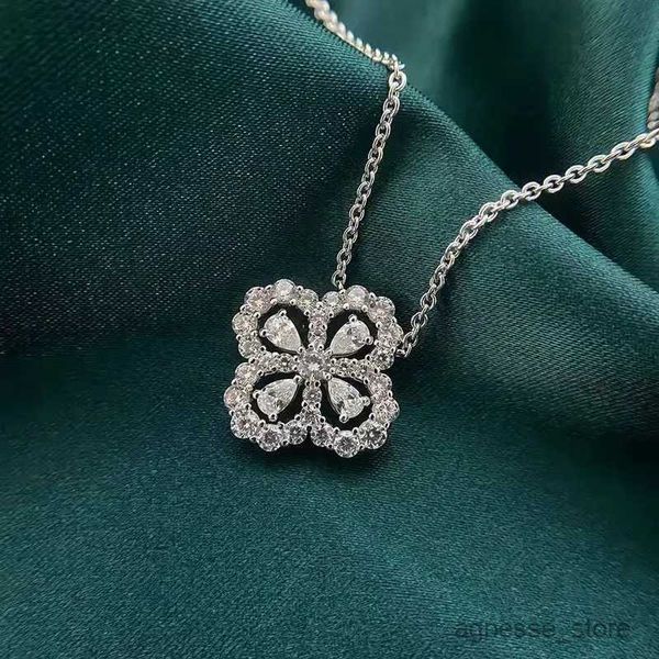 

pendant necklaces luxury grass pendant necklace niche design super flash flower-shaped chain female r230615, Silver